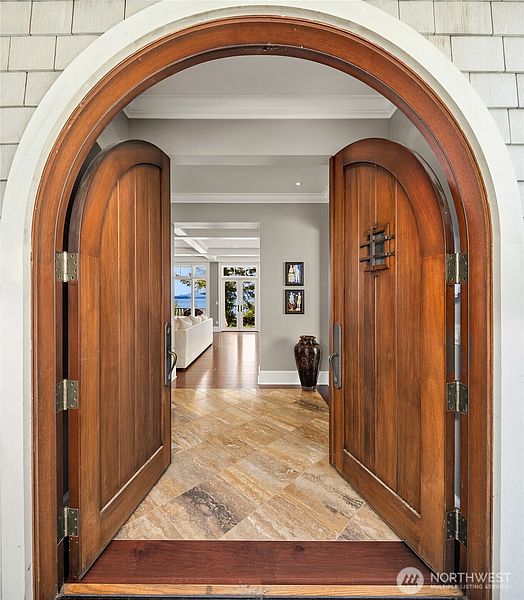 4th image of 5608 Tara Drive
