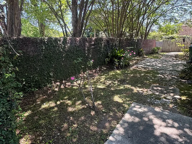 1450 Crenshaw Pl S — Photo 22
