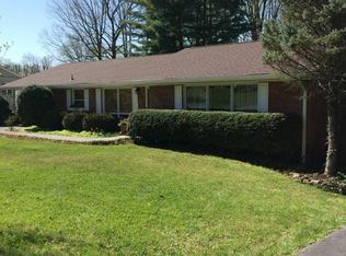 2313 Edgewood Dr, Elizabethton, TN 37643