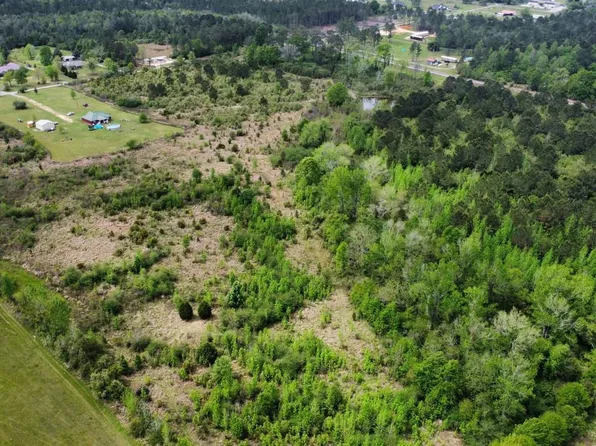 6201 Wesley Powell Rd, Moss Pt, MS 39562