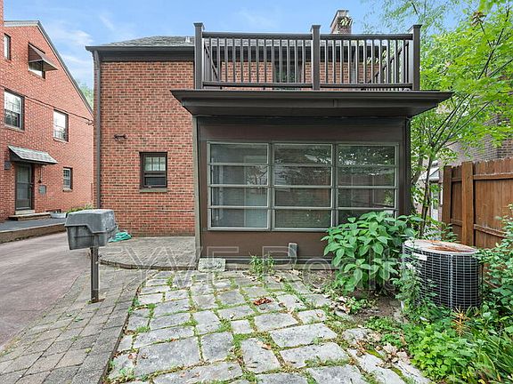 4th image of 18213 Sherrington Rd