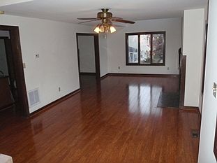4th image of 2424 Beaufort Ave