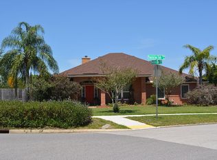 7586 Plantation Club Dr, Jacksonville, FL 32244