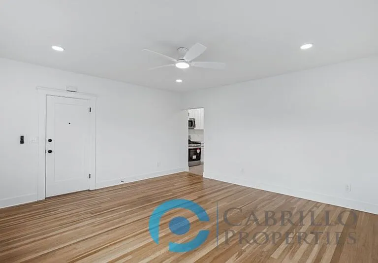 128 Kalmia St #6 — Photo 6