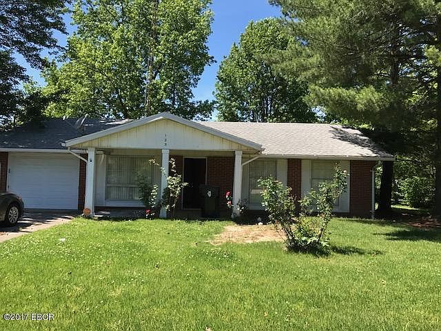 1st image of 123 S Pine St