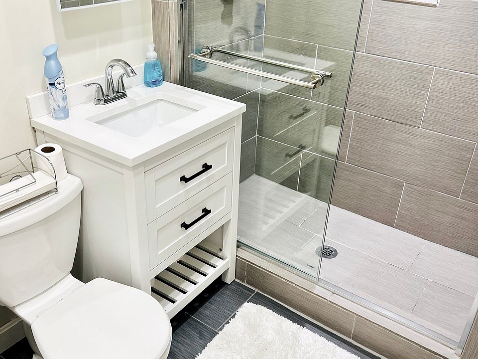 2nd bathroom shower standing only.