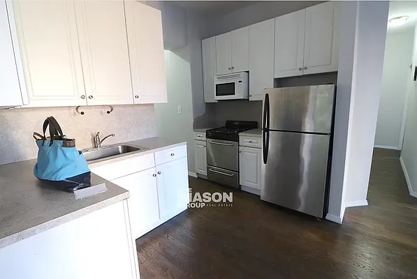 Rented by Mason Group LLC | media 26