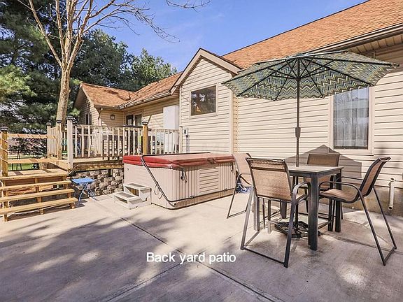 5th image of 2600 Apple Valley Dr