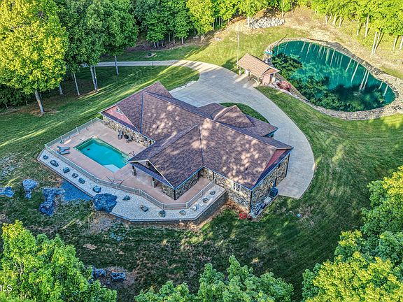 143rd image of 167 Tailwater Rd