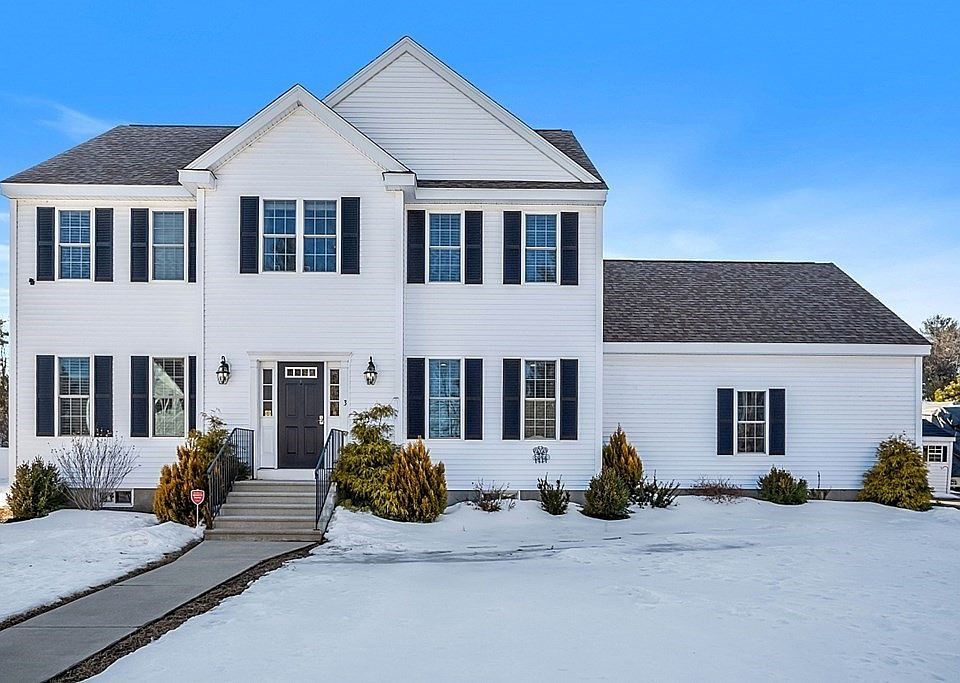 1st image of 3 Pond View Cir