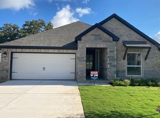 104 Periwinkle Ln, Bastrop, TX 78602
