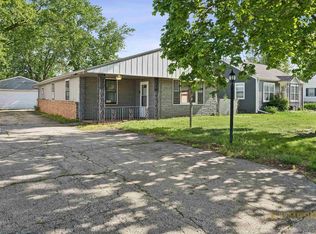 308 Gilbert Ter, Machesney Park, IL 61115