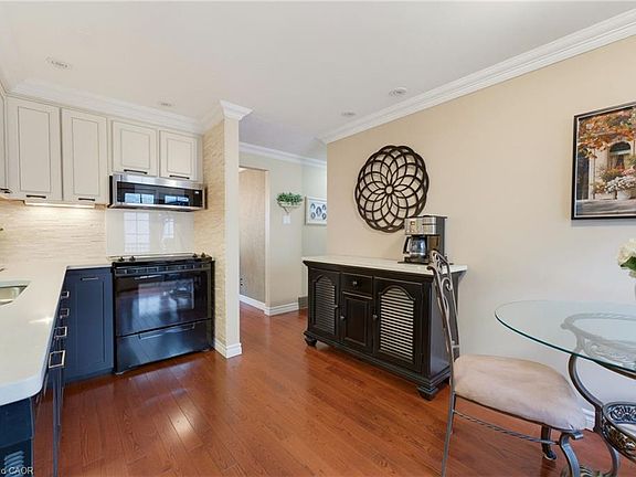 2nd image of 77 Yellow Birch Dr
