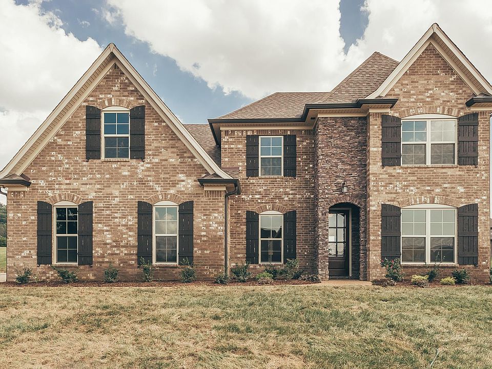 1st image of 212 Ettington Dr #52