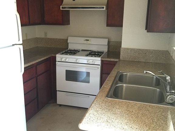 3rd image of 3626 Hallelujah Ct