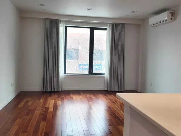 3260 106th Street #2C, East Elmhurst, NY 11369