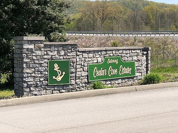 4th image of Deer Haven Dr