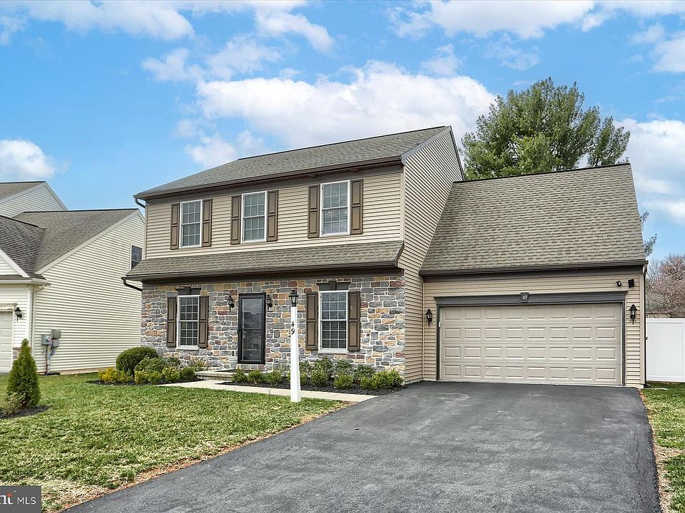 1st image of 49 Hamlet Cir