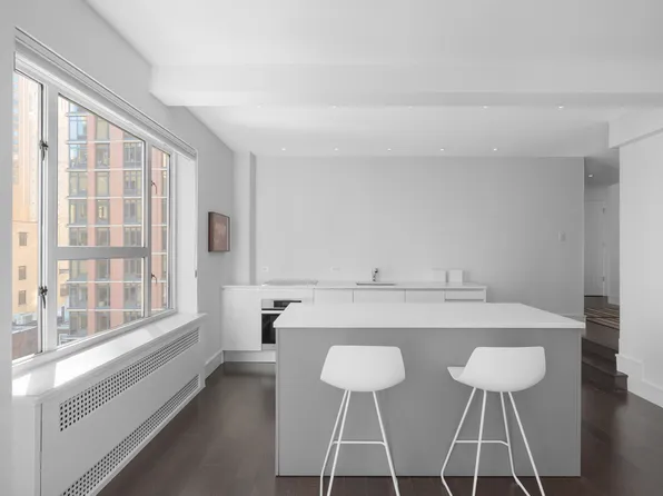 20 East 35th Street image 5 of 13