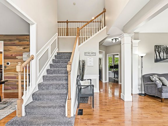 4th image of 531 Brookside Ave