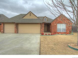 8825 N 144th Ave E, Owasso, OK 74055