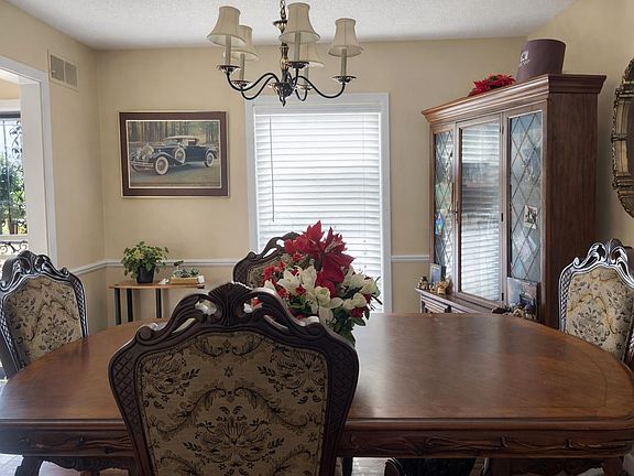 2nd image of 5542 Knight Arnold Rd