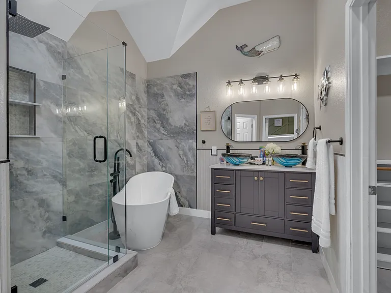 10804 Pineview Ln — Photo 20