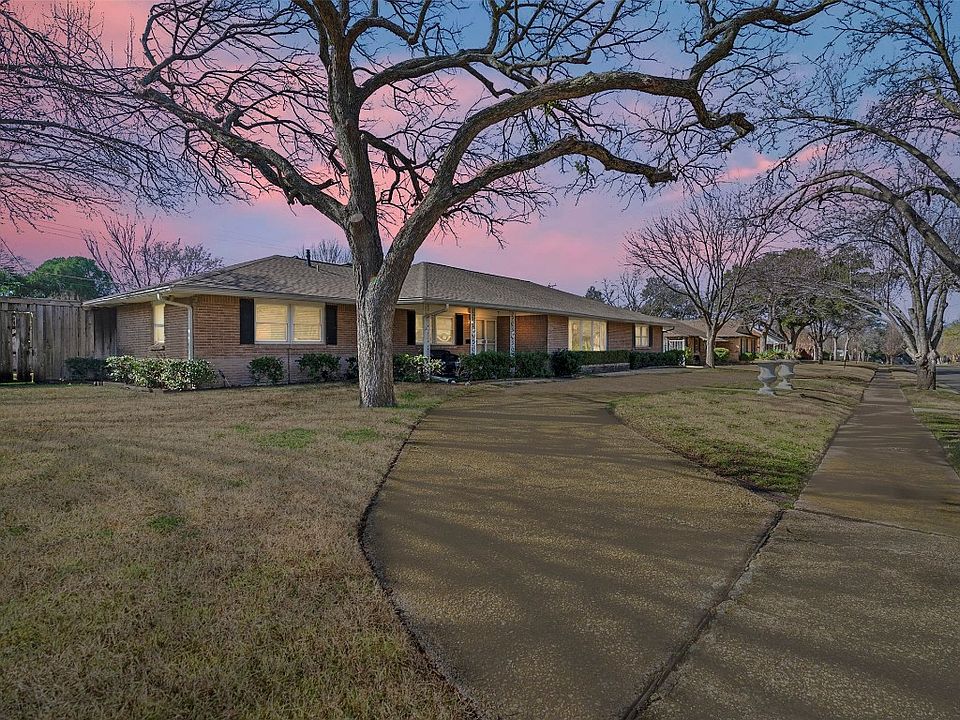 1st image of 3648 Flair Dr