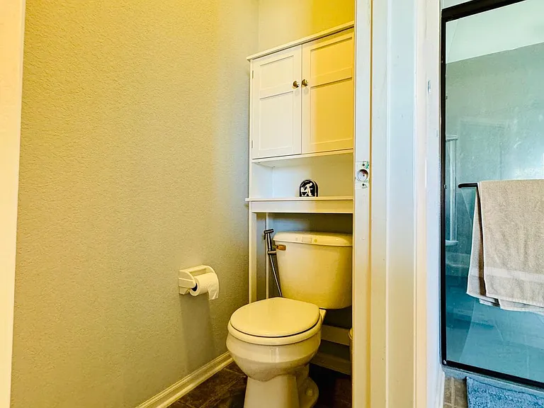 5912 NE Turquoise Dr — Photo 32