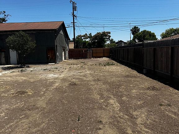 2nd image of 554 S G Street