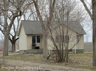 2151 Independence Ave, Waterloo, IA 50707