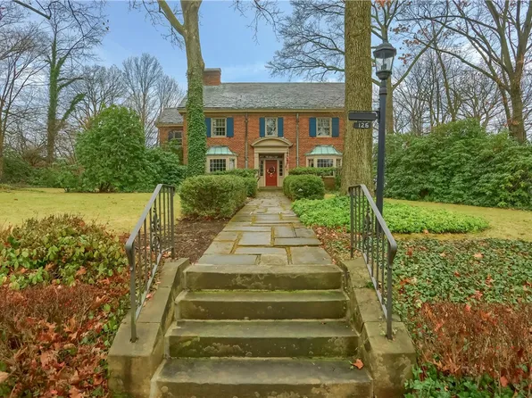 126 E Hazelcroft Ave, New Castle, PA 16105