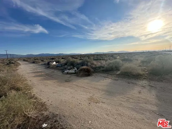 0 E Avenue M, Palmdale, CA 93591