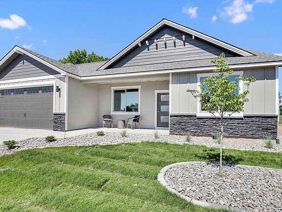 4th image of 1109 N Country Club Dr APT 16