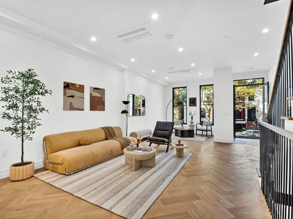 408 Monroe Street image 8 of 31