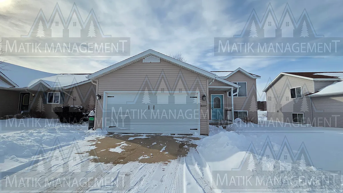 Building Photo - 4287 Trumpeter Dr SE