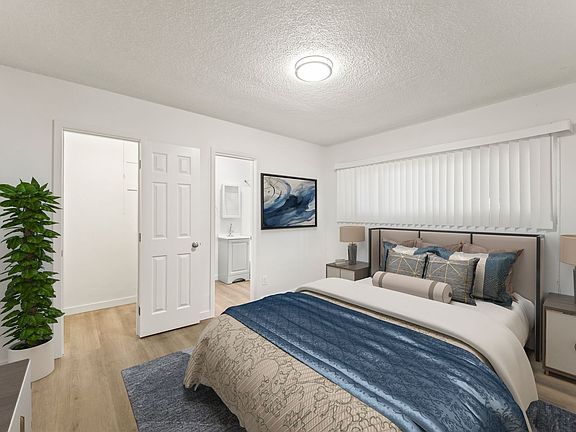2nd image of 9721 S San Pedro St