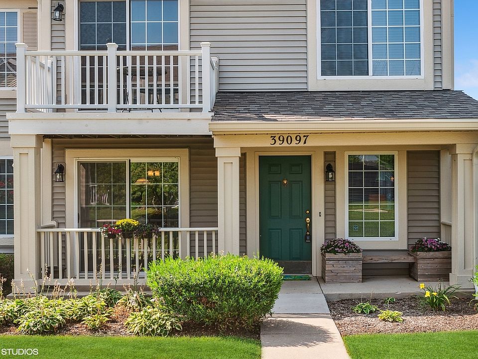 1st image of 39097 N Aberdeen Ln