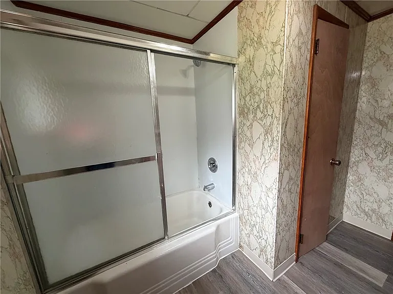 318 Penn Ave #2 — Photo 10
