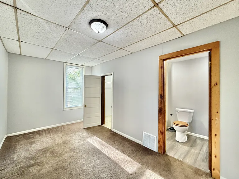 330 Lincoln St #2 — Photo 13