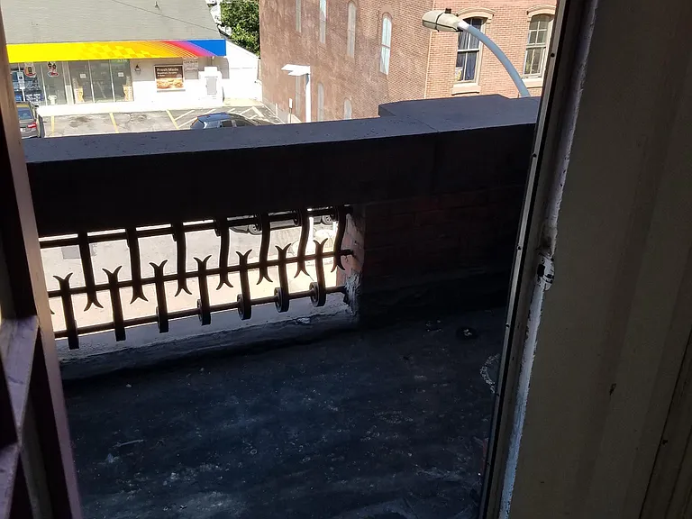 131 S 22nd St #7 — Photo 5