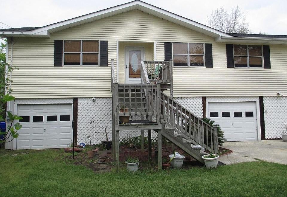 1st image of 706 E Erie Ave