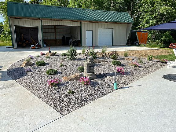 5th image of 1372 N Wagner Dr