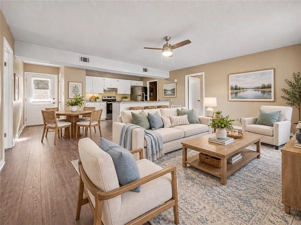 2 bed, 2.0 bath, 1056 sqft, $1,650 — Photo 4