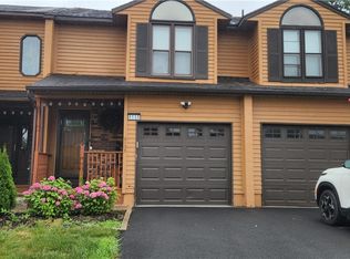 6135 Bethlehem Ln, Cicero, NY 13039