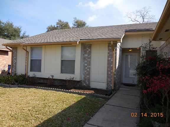 2nd image of 2015 Highcrest Dr