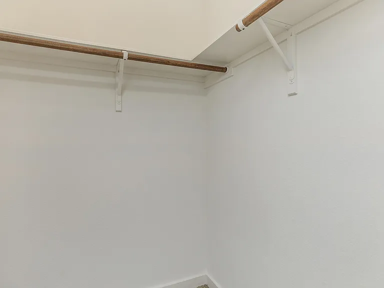 433 Ll — Photo 15