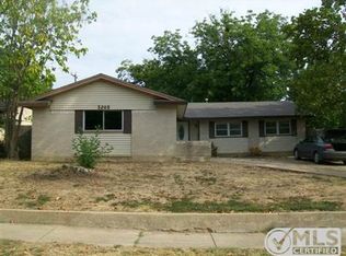 3205 Strait St, Irving, TX 75062