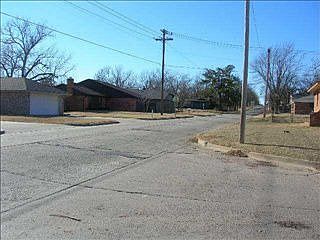 2nd image of 6700 NW 19th St