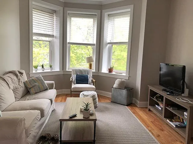 1844 N Lincoln Ave #2 — Photo 3
